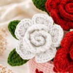 Valentine Rose Vase Crochet Pattern PDF, Crochet Rose Bouquet, Amigurumi Flower Vase, DIY Valentine Gift Pattern - Image 5