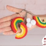 Crochet keychain pattern with rainbows, Crochet keyring pattern for summer, Amigurumi keychain pattern, Raibow decorations pdf diy
