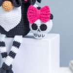Halloween crochet patterns gnome with skull bow and pumpkin, Halloween Gnome and skull crochet pattern, Crochet Halloween pumpkin decoration - Image 5