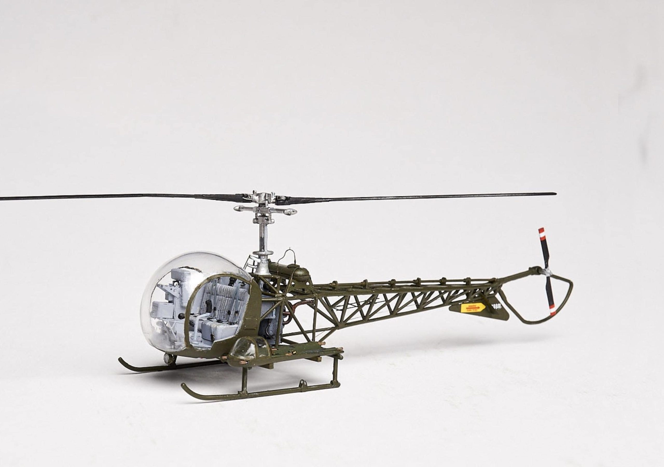 il_fullxfull.7237347000_8ert.jpg PaperCraft kit H-13 Sioux Bell helicopter 3d paper model crafting kit PDF plans to DIY paper craft template - Image 1