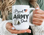 Custom Proud Army Dad Mug Personalized Military Dog Tag Coffee Cup Gift For Veteran Father Fathers Day Gift Idea USA Patriotic Present Dad