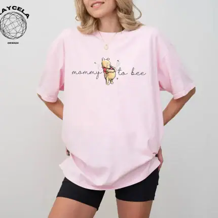 Mommy To Bee Shirt, Mommy To Bee, Pregnancy Reveal Shirt, Pooh Mommy Shirt, Cute Mom Shirt, Gift for Mom, New Mom Gift, Baby Shower Gift - Image 2