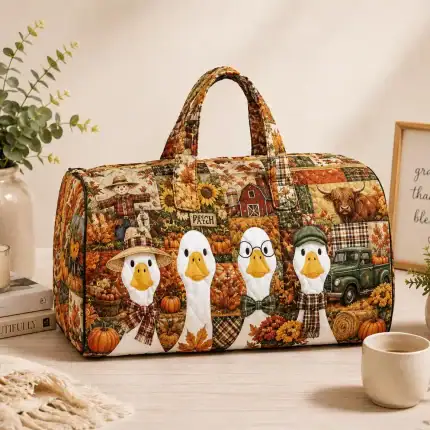 Fall Goose Quilted Weekend Bag, Autumn Pumpkin Travel Duffel, Highland Farm Goose Overnight Bag, Thanksgiving Gift ORD-ITI40